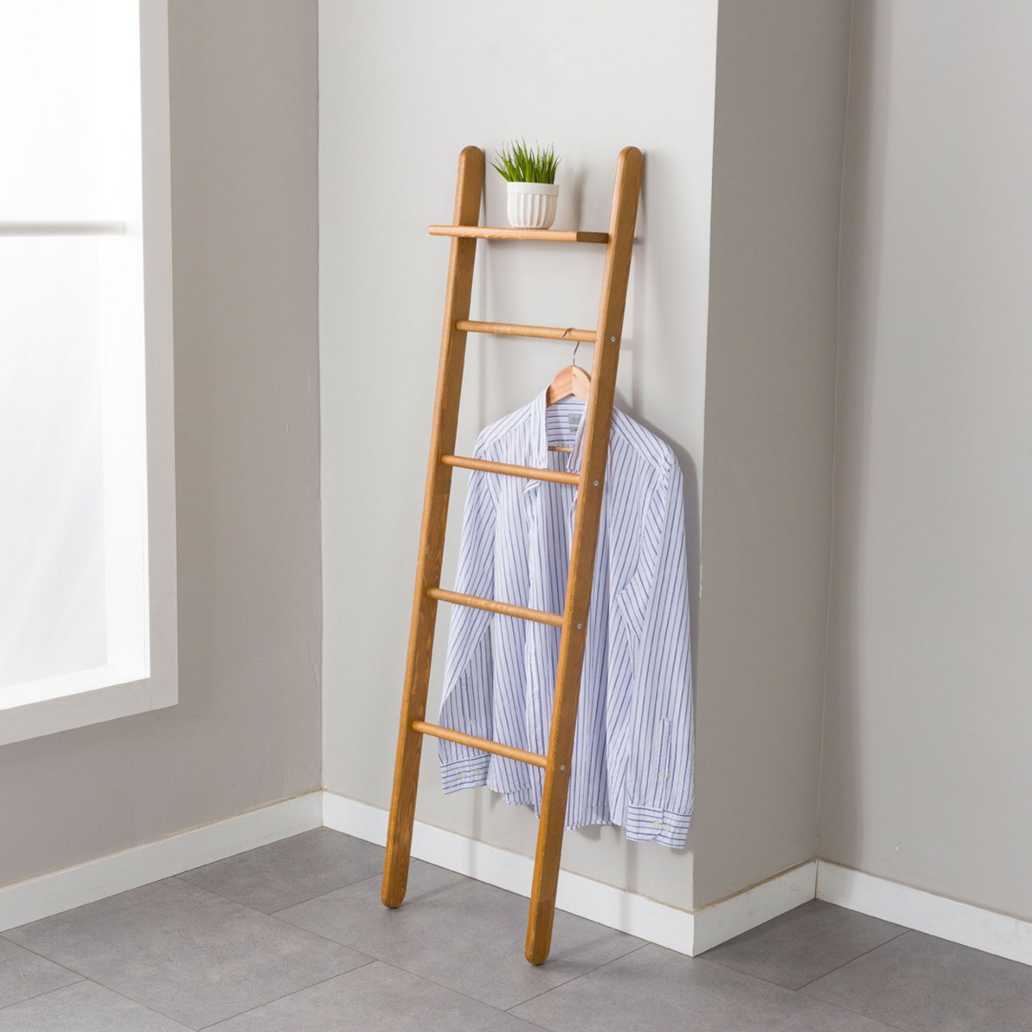 Solid Pine Wood Blanket Ladder