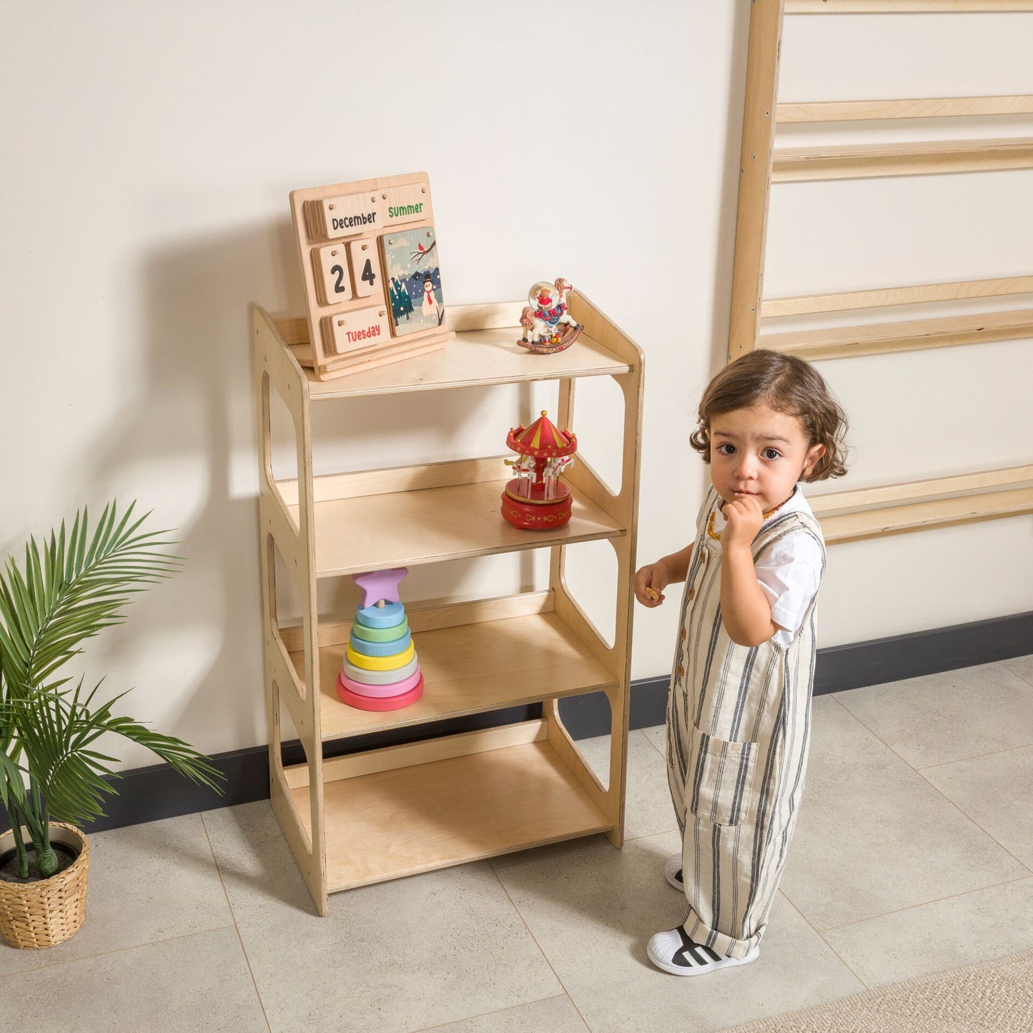 Freestanding Montessori Toys Storage Shelf