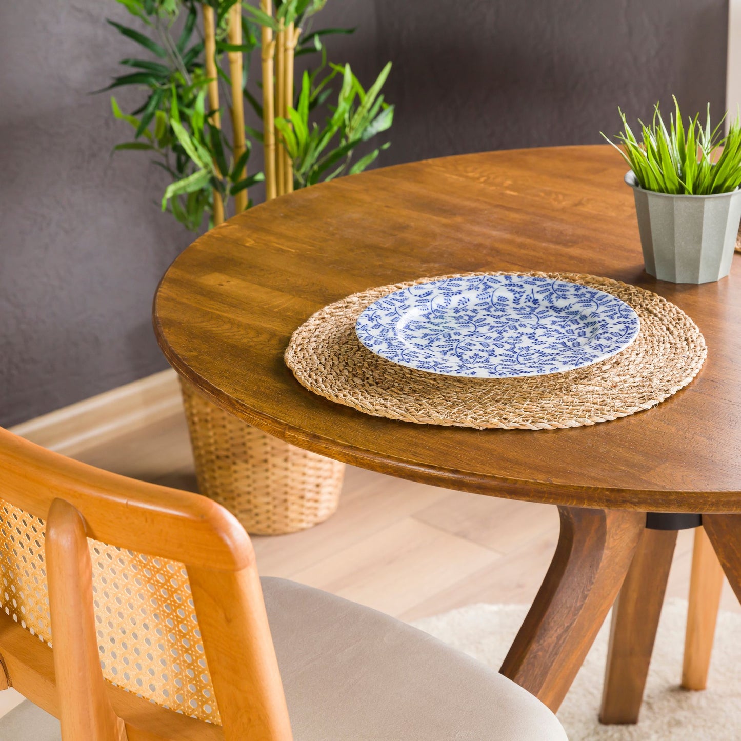 Solid Oak Round Dining Table with Wooden Butterfly Legs