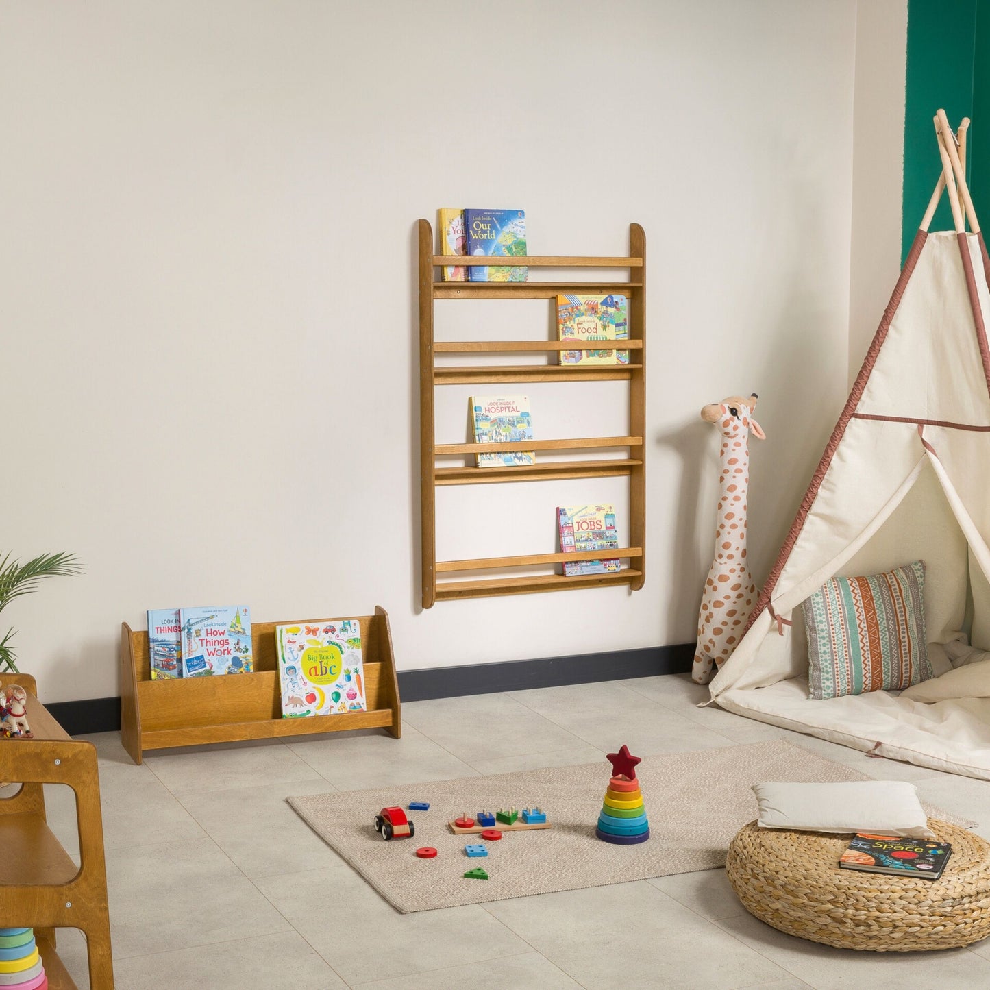 Freestanding Montessori Bookshelf