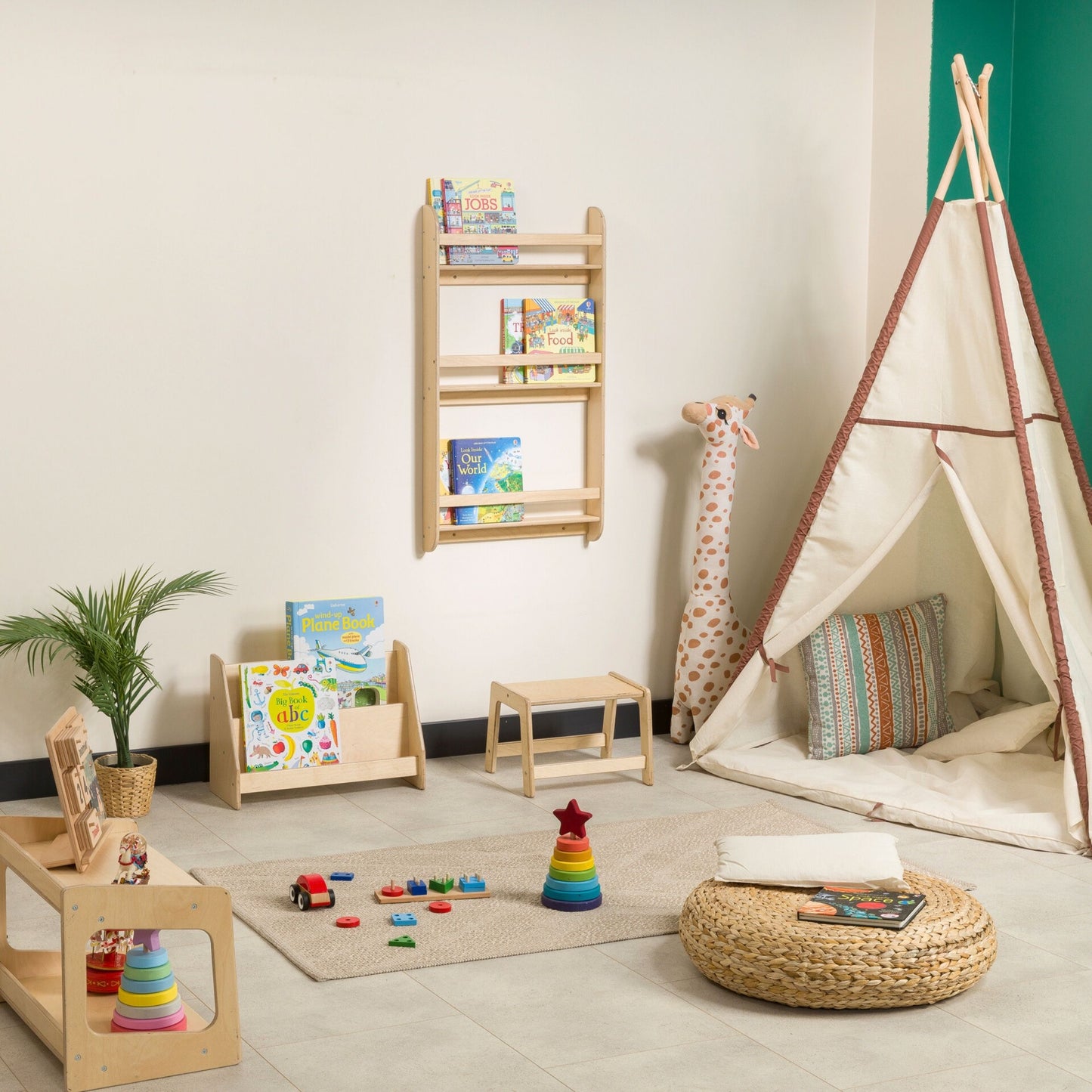 Freestanding Montessori Bookshelf