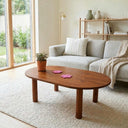 Ovaler Couchtisch aus Massivholz