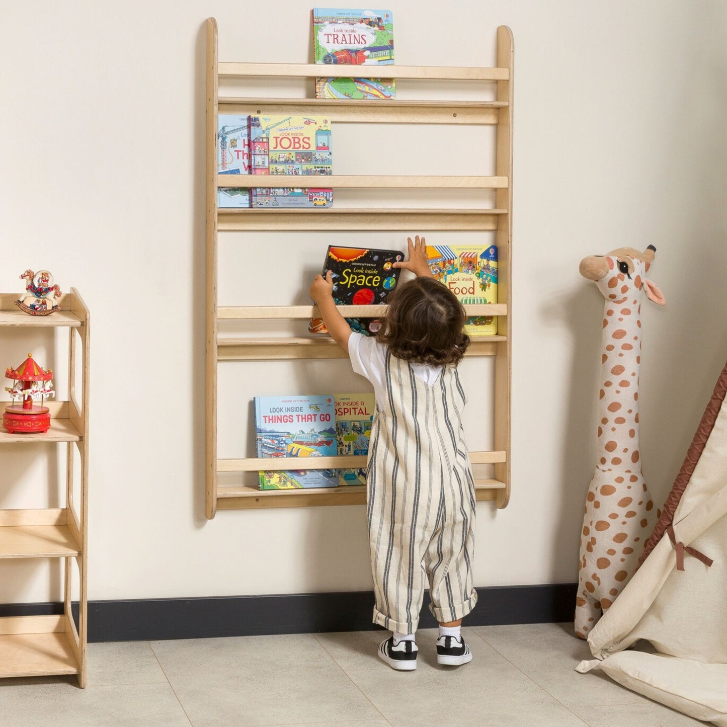 Wall-Mounted Montessori Bookshelf