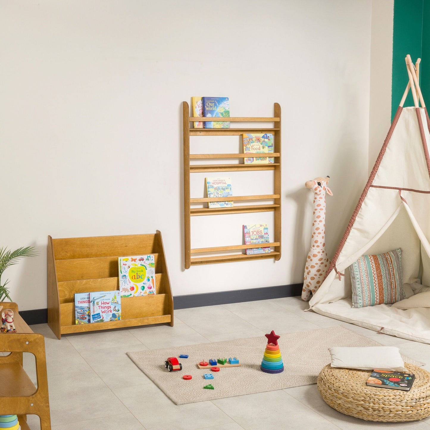 Freestanding Montessori Bookshelf