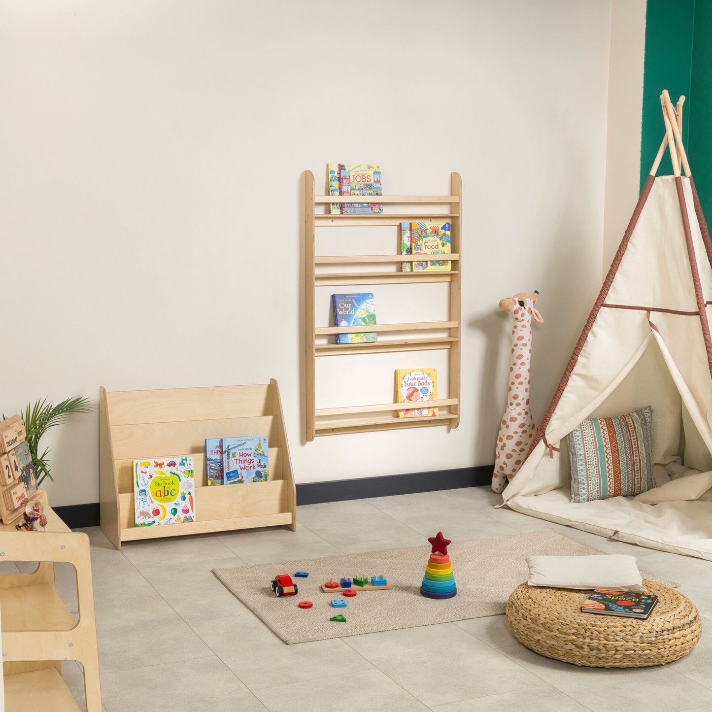 Freestanding Montessori Bookshelf